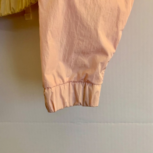 Y2K, Hollister ladies windbreaker, full zip, pink/tan/white hoodie - Picture 8 of 11